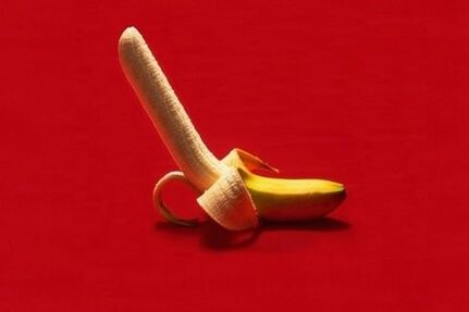 Η μπανάνα συμβολίζει το διευρυμένο πέος με την άσκηση